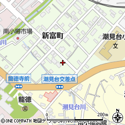 北海道小樽市新富町10-4周辺の地図