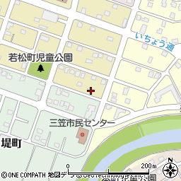 北海道三笠市若松町4-12周辺の地図