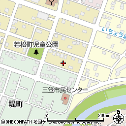 北海道三笠市若松町4-14周辺の地図