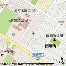 北海道富良野市西麻町3-3周辺の地図