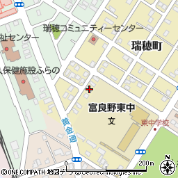 北海道富良野市瑞穂町1-37周辺の地図