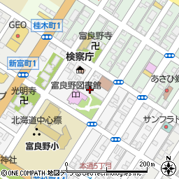 北海道富良野市若松町4-12周辺の地図