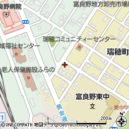 北海道富良野市瑞穂町1-45周辺の地図