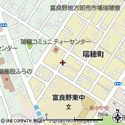 北海道富良野市瑞穂町2周辺の地図
