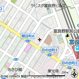 北海道富良野市朝日町4-30周辺の地図