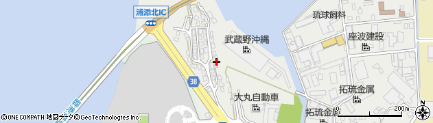 沖縄県浦添市港川557周辺の地図