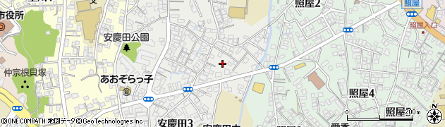 安慶田第一公園周辺の地図