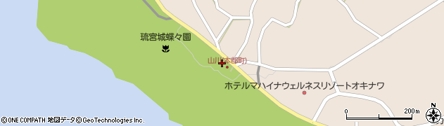 ファミリーマートもとぶ山川店周辺の地図