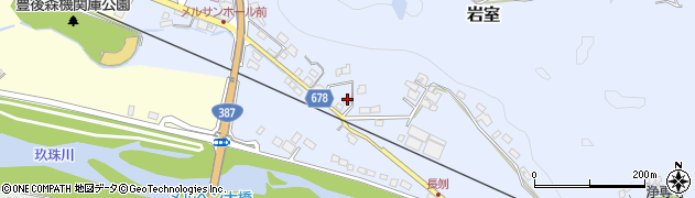 大分県玖珠郡玖珠町岩室215周辺の地図