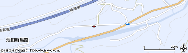 徳島県三好市池田町馬路安長周辺の地図