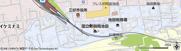 徳島県三好市池田町シンマチ1354周辺の地図