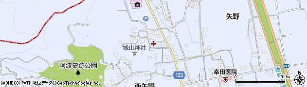徳島県徳島市国府町西矢野121周辺の地図