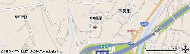 徳島県美馬市美馬町（中横尾）周辺の地図