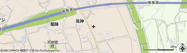 徳島県美馬市美馬町（荒神）周辺の地図