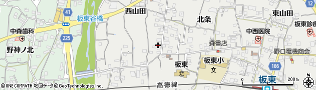 徳島県鳴門市大麻町板東西山田8周辺の地図