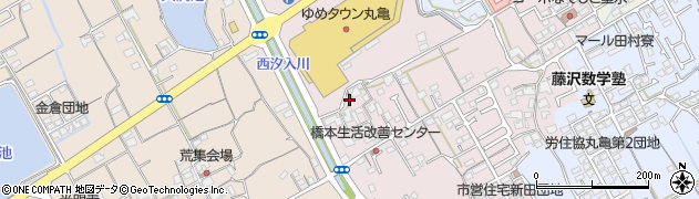 香川県丸亀市新田町135周辺の地図