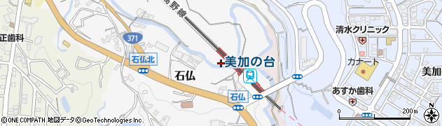 大阪府河内長野市石仏135周辺の地図