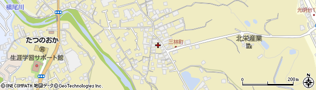 大阪府和泉市三林町383-1周辺の地図