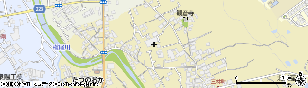 大阪府和泉市三林町156-2周辺の地図