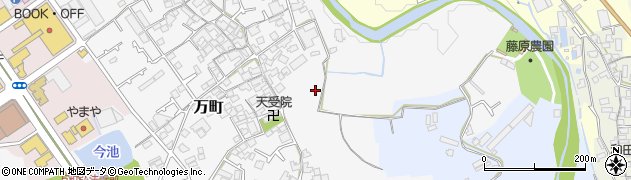 大阪府和泉市万町周辺の地図