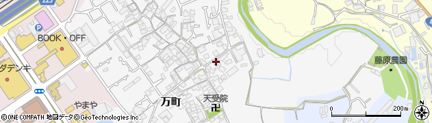 大阪府和泉市万町305周辺の地図