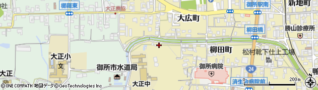 奈良県御所市432周辺の地図