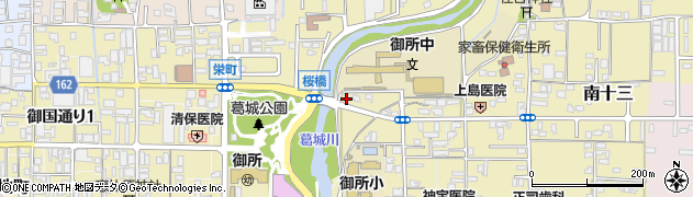奈良県御所市665周辺の地図