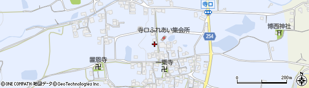 奈良県葛城市寺口377周辺の地図