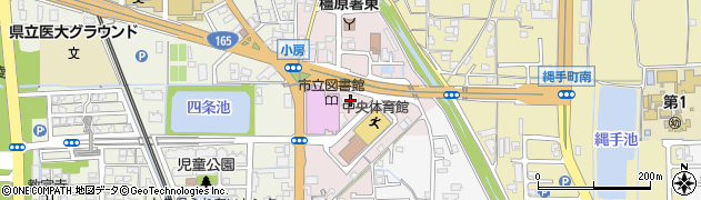 奈良県橿原市小房町11-4周辺の地図