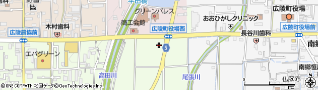 ファミリーマート広陵町平尾店周辺の地図