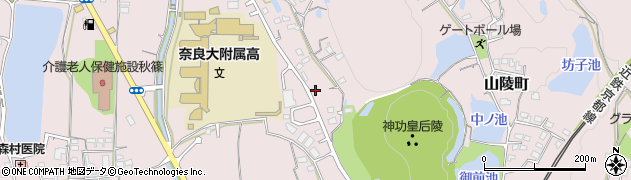 奈良県奈良市山陵町972周辺の地図
