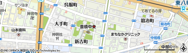 愛知県豊橋市新吉町5周辺の地図