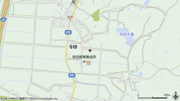 〒518-0004 三重県伊賀市寺田の地図