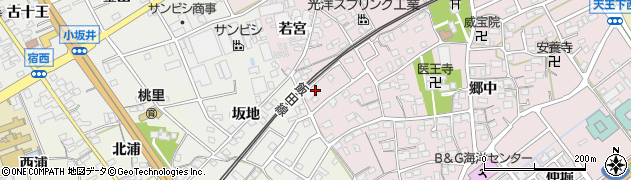 愛知県豊川市篠束町若宮102周辺の地図