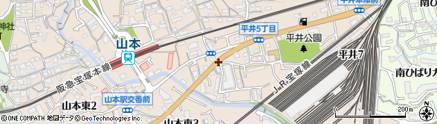 阪急山本駅前周辺の地図