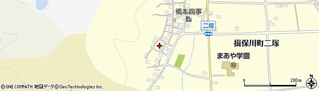 兵庫県たつの市揖保川町二塚66周辺の地図