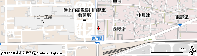 愛知県豊川市本野町西野添8周辺の地図