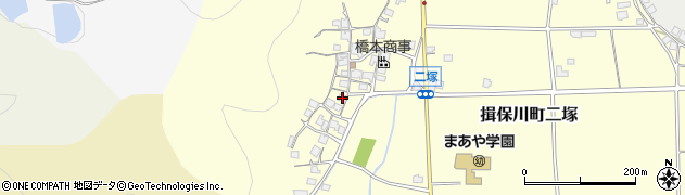 兵庫県たつの市揖保川町二塚73周辺の地図