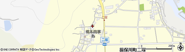 兵庫県たつの市揖保川町二塚107周辺の地図