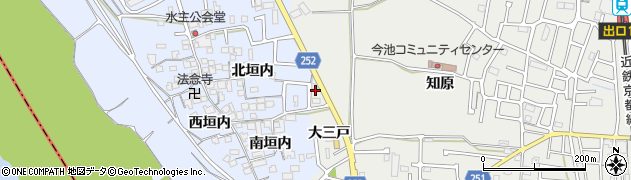 京都府城陽市枇杷庄大三戸26周辺の地図
