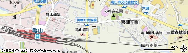 セブンイレブン亀山東御幸町店周辺の地図