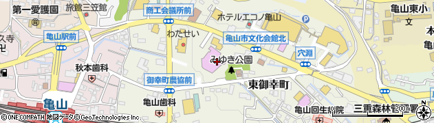 三重県亀山市東御幸町周辺の地図