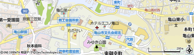 富田理容亀山店周辺の地図