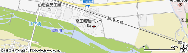 三重県亀山市布気町1803周辺の地図
