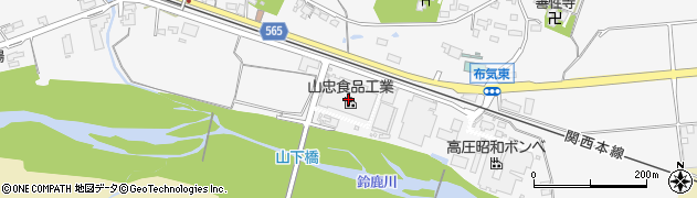三重県亀山市布気町1559周辺の地図