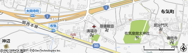 三重県亀山市布気町1390周辺の地図