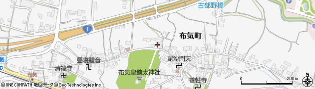 三重県亀山市布気町156周辺の地図