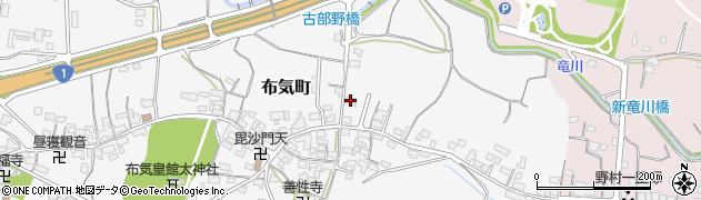 三重県亀山市布気町142周辺の地図