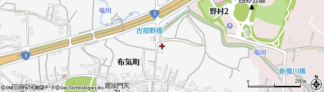三重県亀山市布気町118周辺の地図