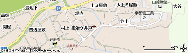 愛知県新城市八名井堤内周辺の地図